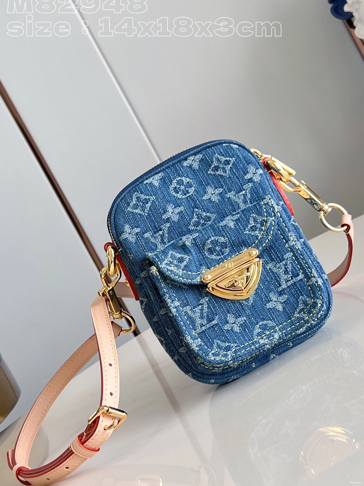 Pochette Fairfax VUITTON LOUIS 0716